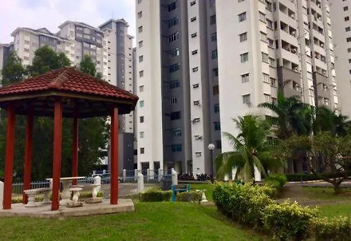 Suria Kipark Damansara 3R2B 950Sq Ft Apartment Kuala Lumpur