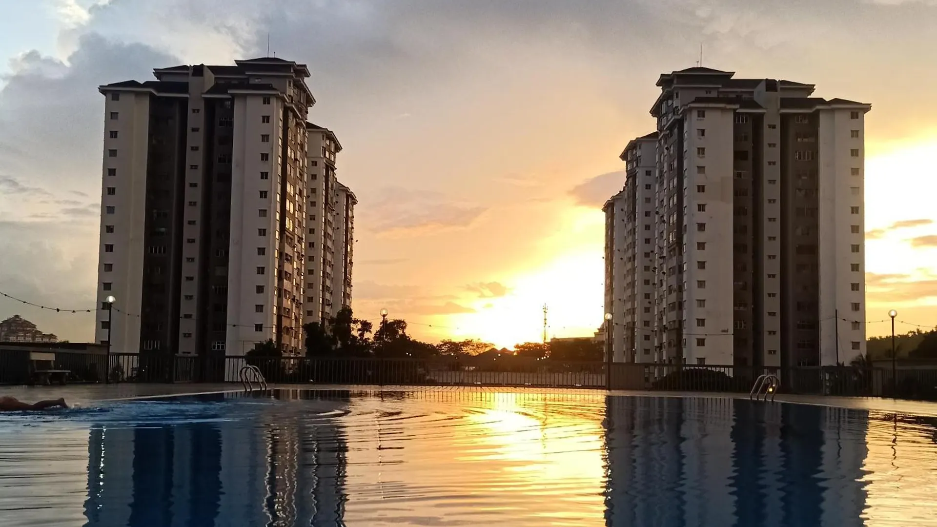 Suria Kipark Damansara 3R2B 950Sq Ft Apartment Kuala Lumpur