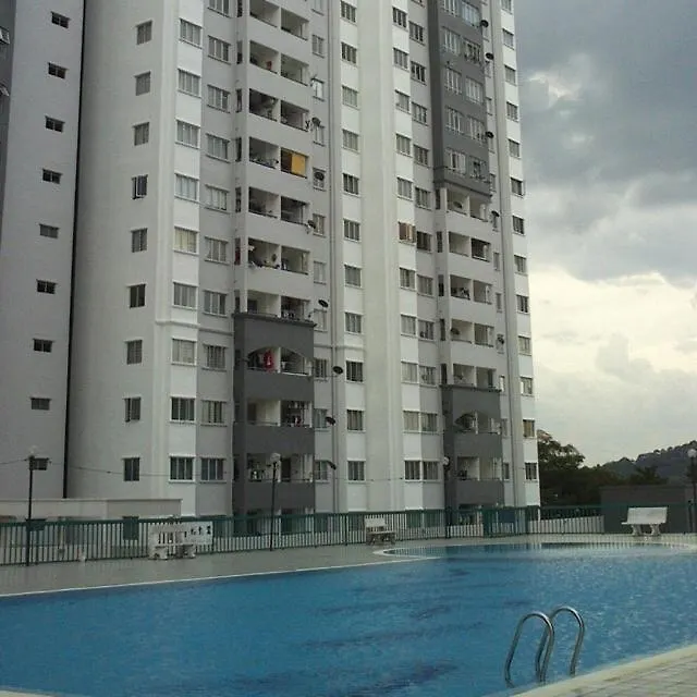 Suria Kipark Damansara 3R2B 950Sq Ft Apartment Kuala Lumpur 0*,  Malaysia